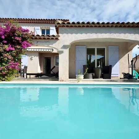 L'Hacienda, Haut De Villa , Une Chambre Avec Salle De Bain Et Toilettes Wc Privative Fréjus Eksteriør billede